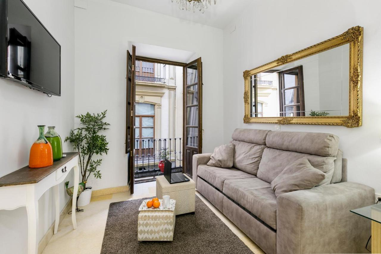Apartamento Alcaiceria Granada Apartment Екстериор снимка